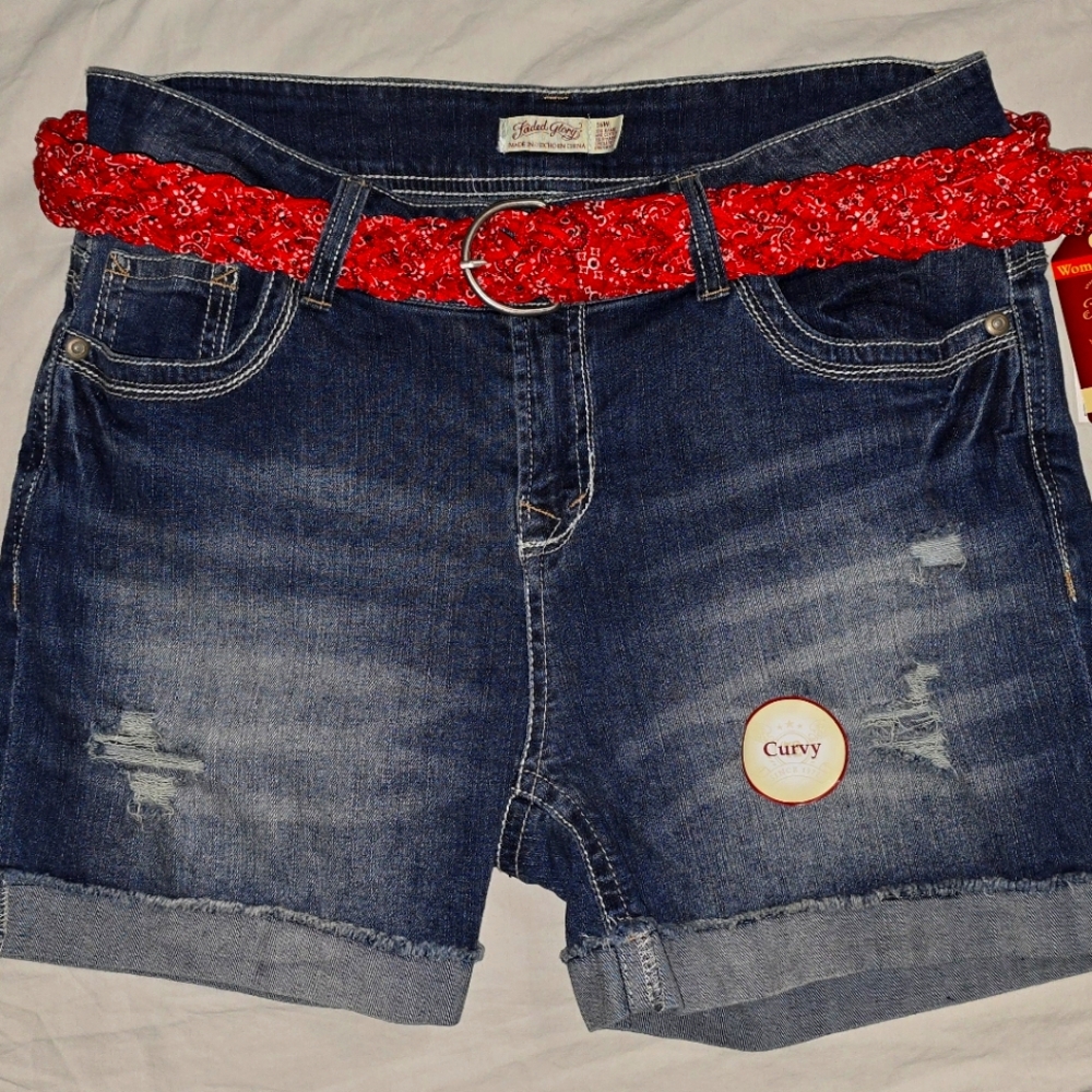Women's Belted Curvy Blue Denim Shorts